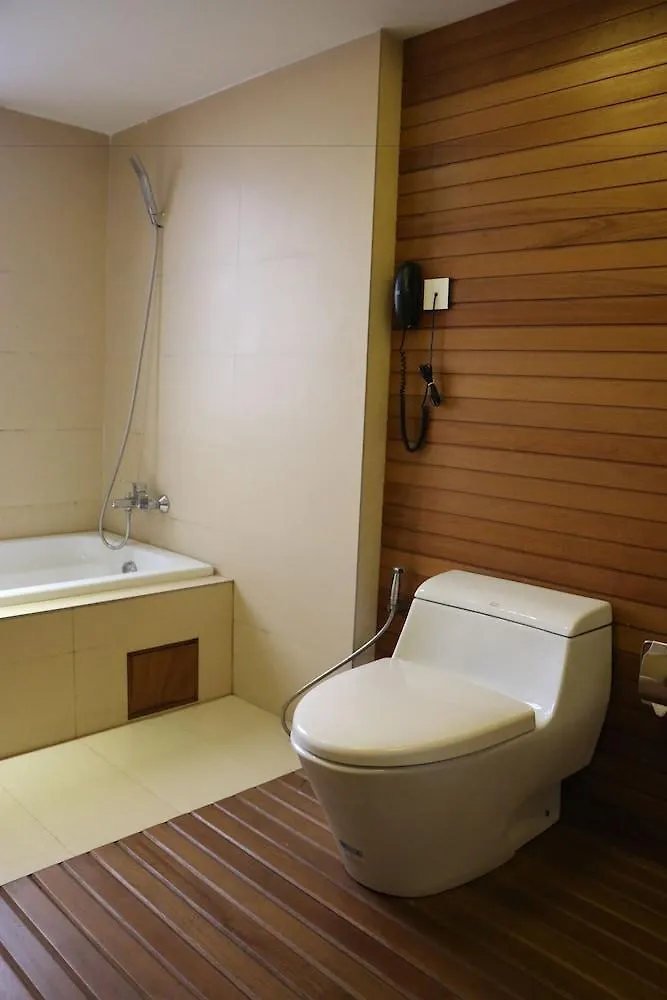 Queen'S Park Hotel Rangun