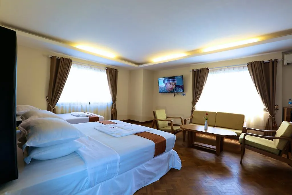 ***  Queen'S Park Hotel Yangon Myanmar
